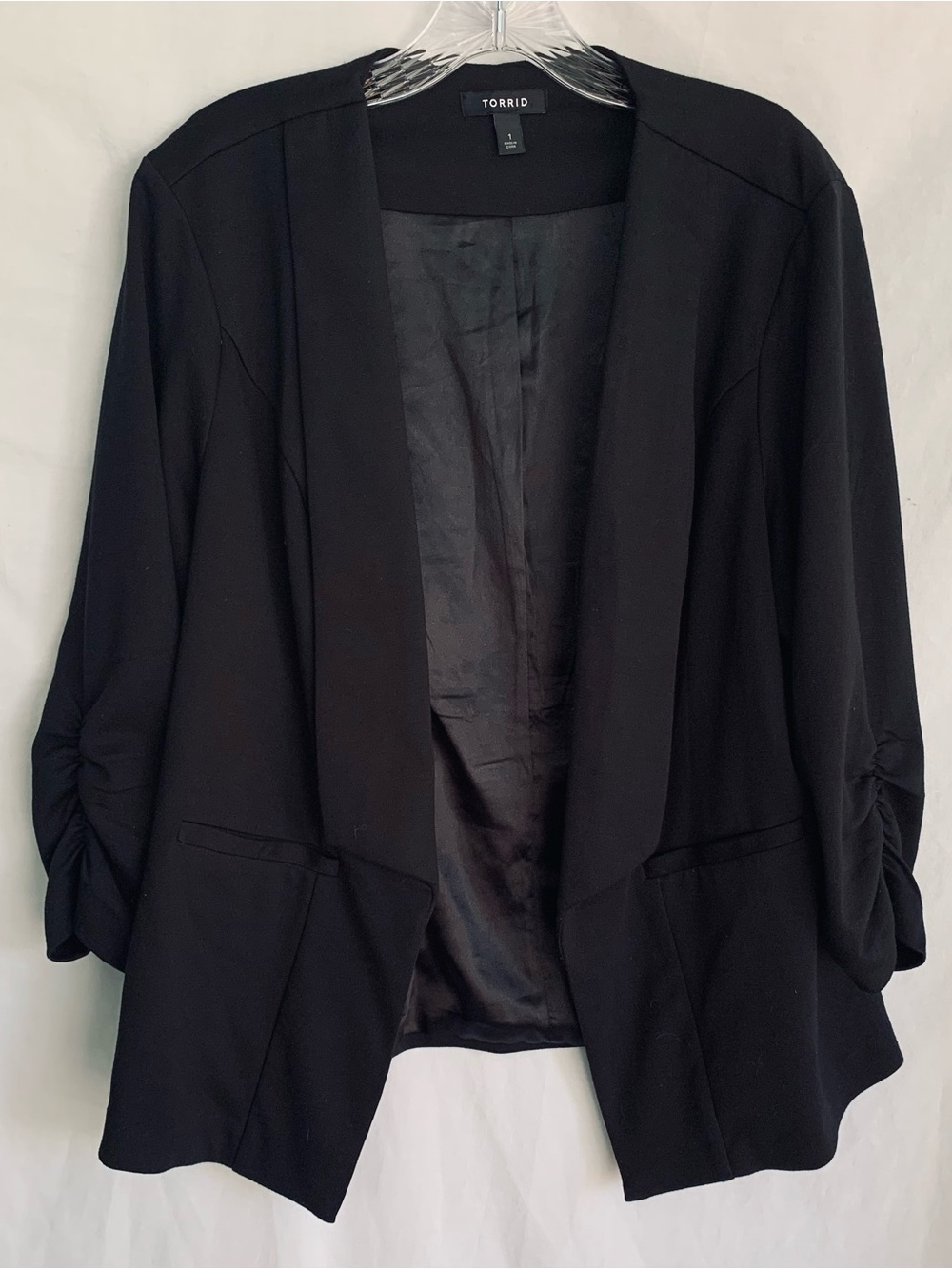 torrid Black Open-Front Ruched Sleeve Blazer